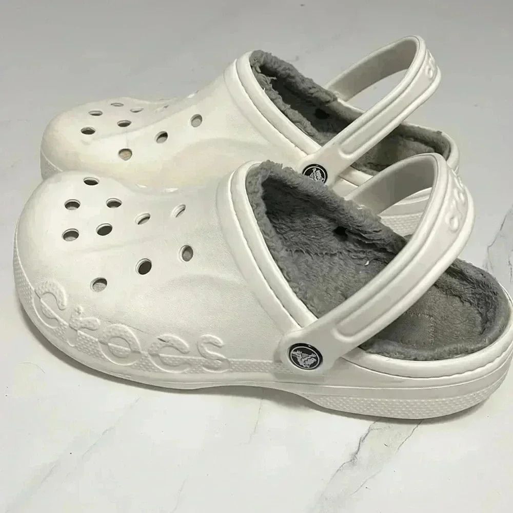 Crocs Shoes - Picture 2 of 4